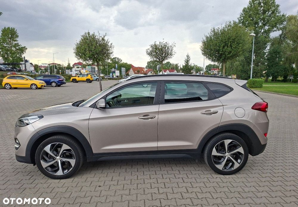 Hyundai Tucson - 11