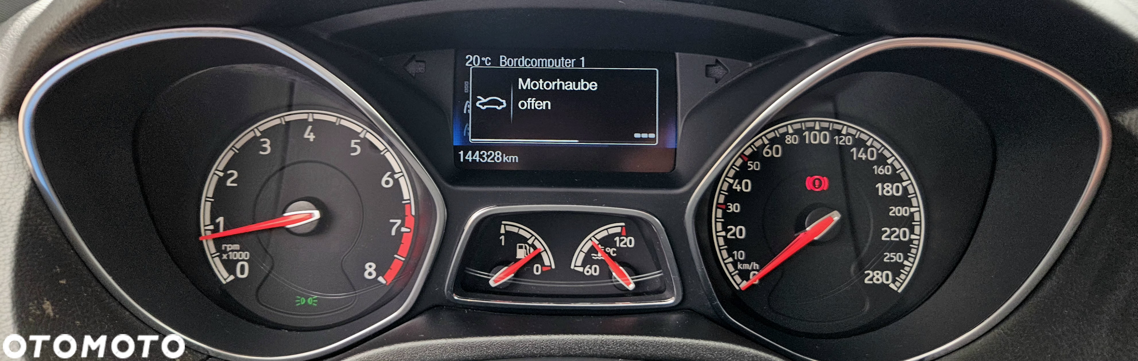 Ford Focus 2.0 EcoBoost ST - 25