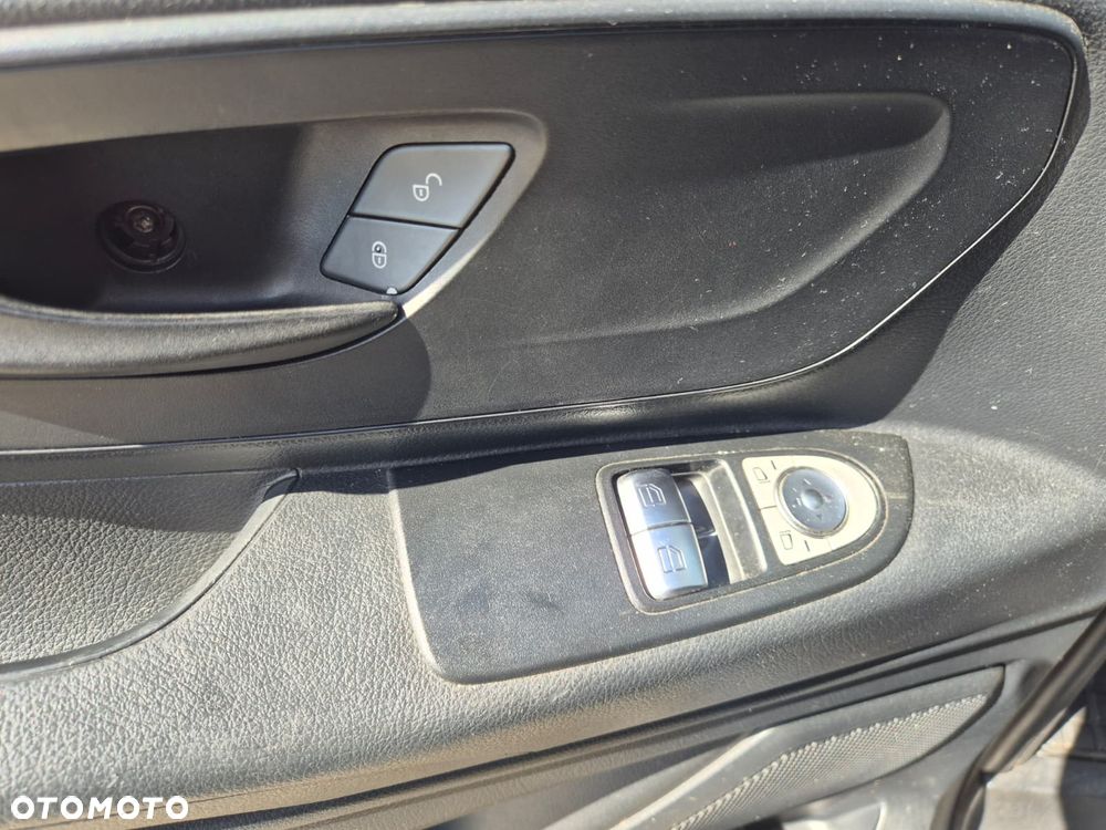 Mercedes-Benz Vito 110 CDi - SERWISOWANY - NISKI PRZEBIEG - RZADKI KOLOR - BOGATE WYPOSAŻENIE - EURO 6 - 15