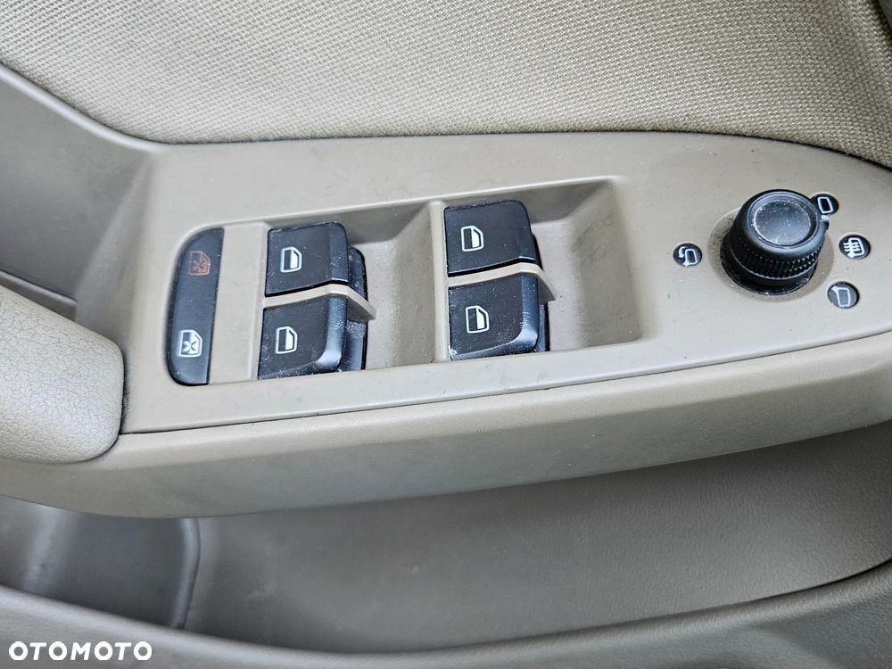 Audi A4 Avant 2.0 TDI Limited Edition - 15