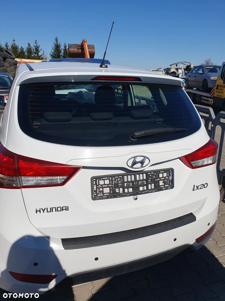 HYUNDAI IX20 KLAPA BAGAŻNIKA 7F