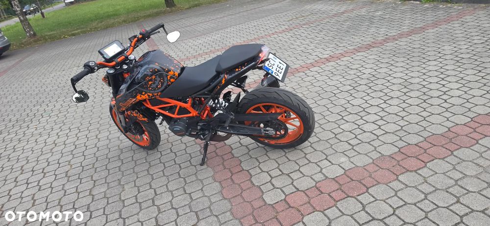 KTM Duke 125 - 5