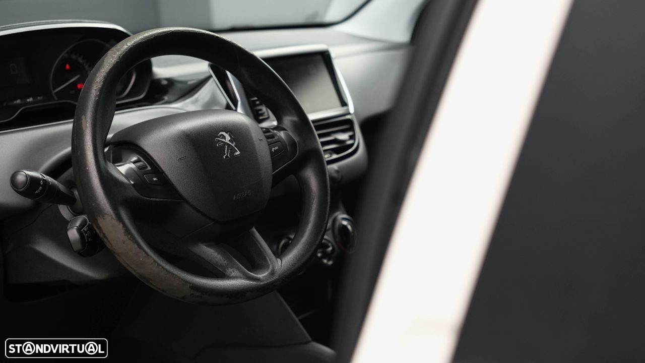 Peugeot 208 1.6 e-HDi Active - 17