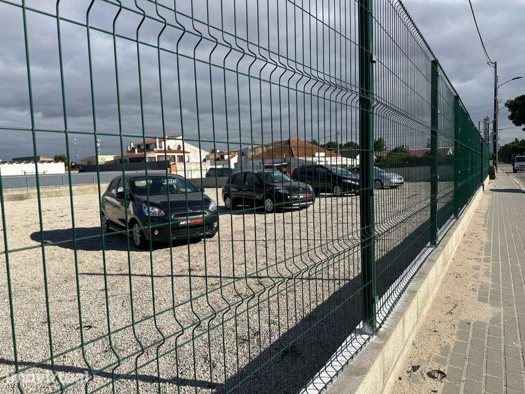 Terreno para Venda em Fernão Ferro, Seixal - Grande imagem: 2/14