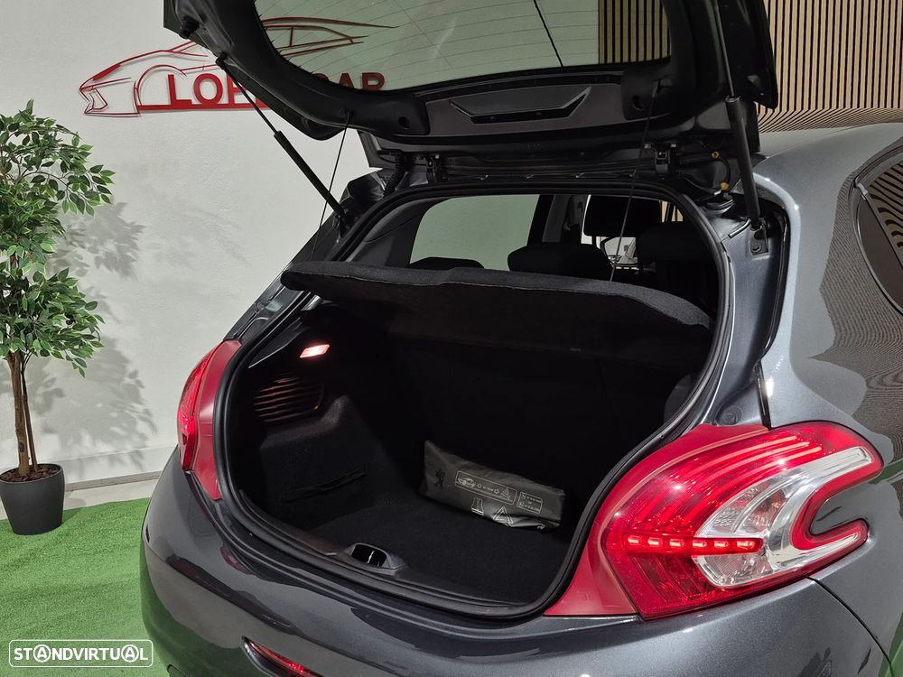 Peugeot 208 1.2 VTi Active - 21