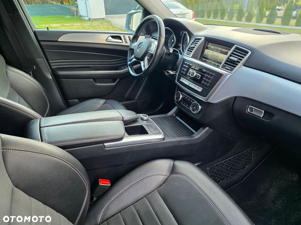 Mercedes-Benz ML - 7