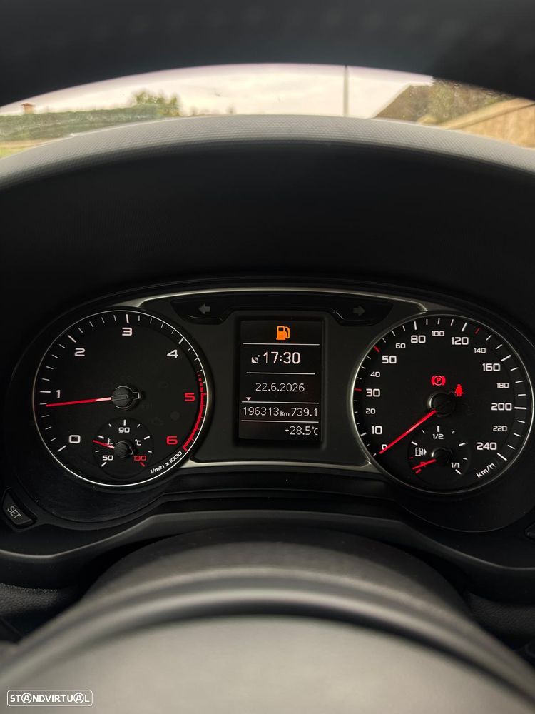 Audi A1 Sportback 1.6 TDI S line Sport Pack - 11