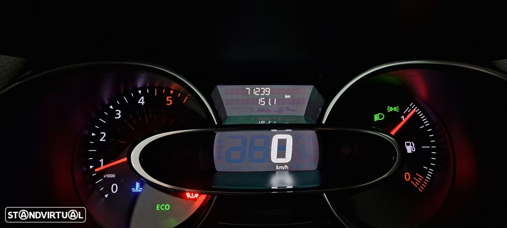 Renault Clio - 20
