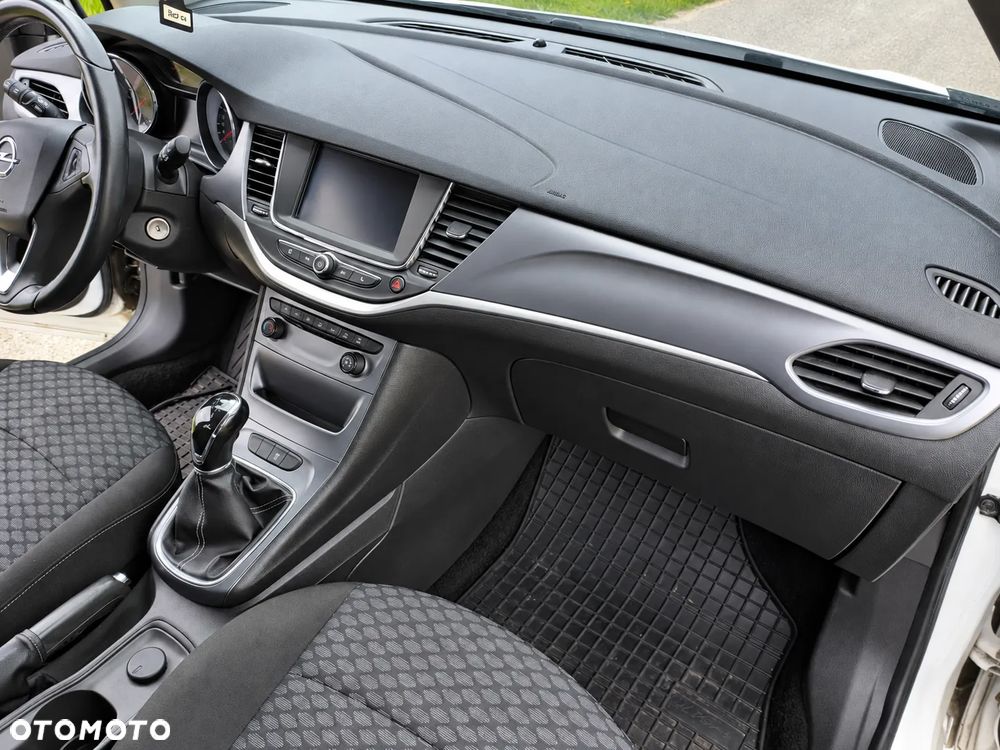Opel Astra - 16
