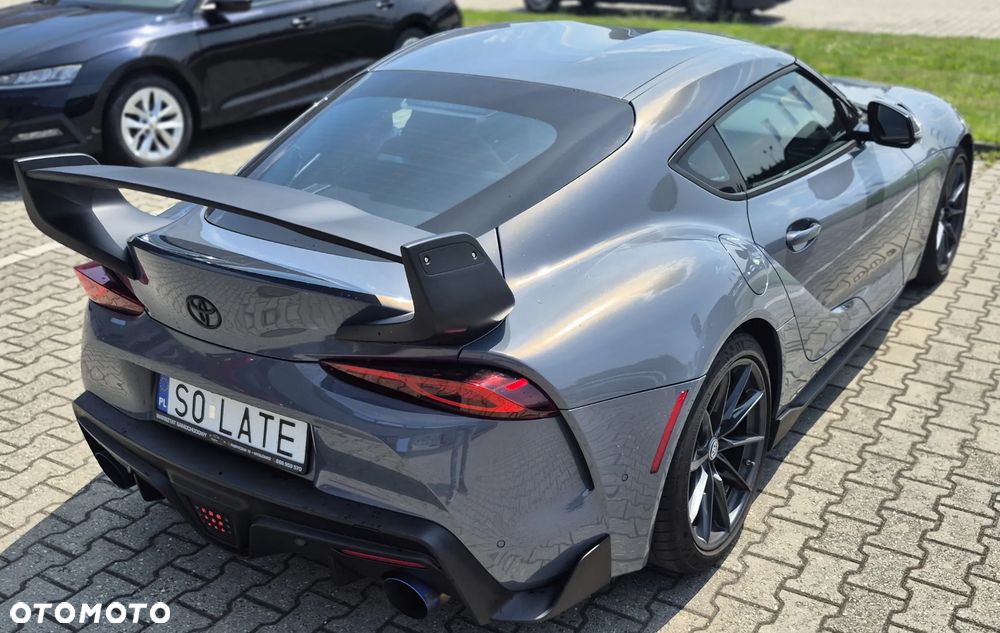 Toyota Supra - 32