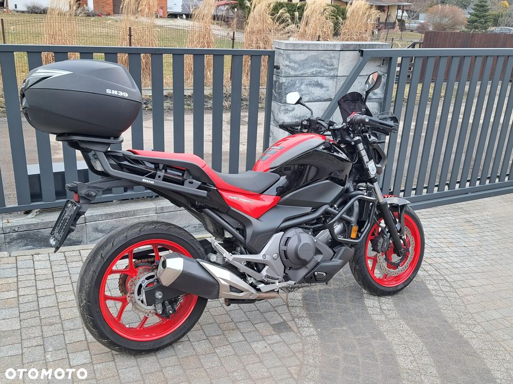 Honda NC - 15