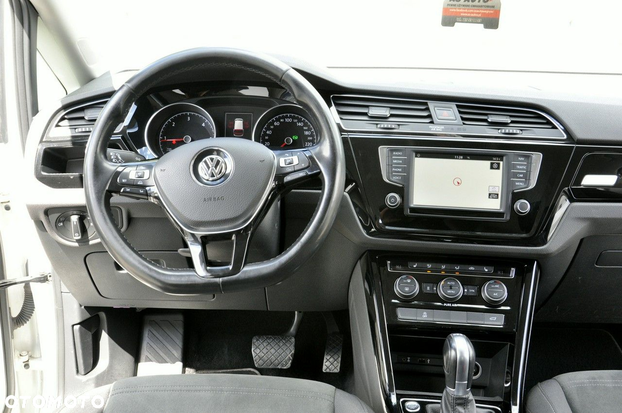 Volkswagen Touran 1.6 TDI SCR BlueMotion Technology DSG Comfortline - 38