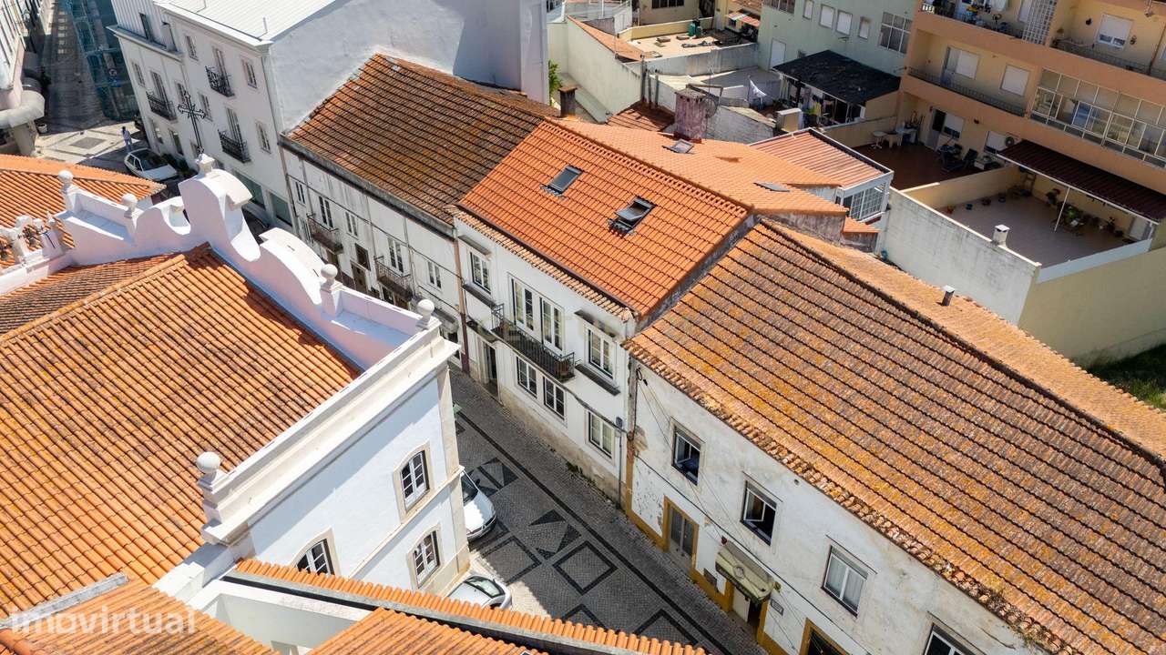 Moradia T6 - Centro de Rio Maior - Grande imagem: 3/23