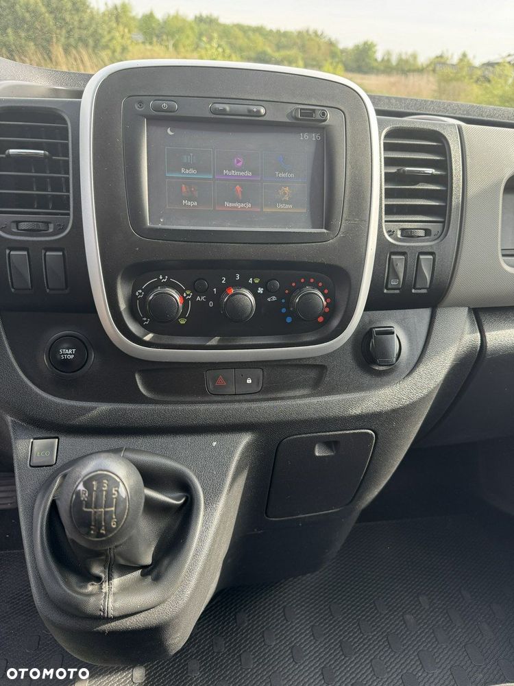 Renault Trafic - 13