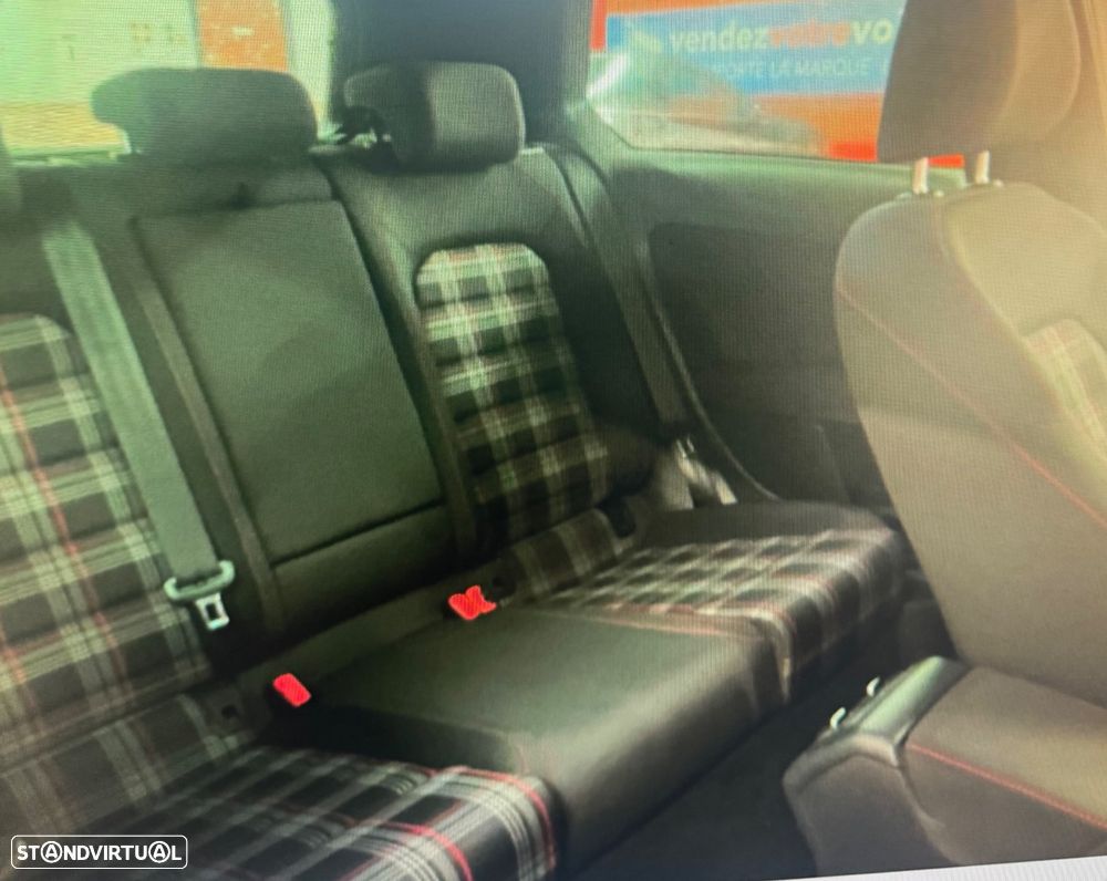 VW Golf 2.0 TSi GTi DSG Performance - 8