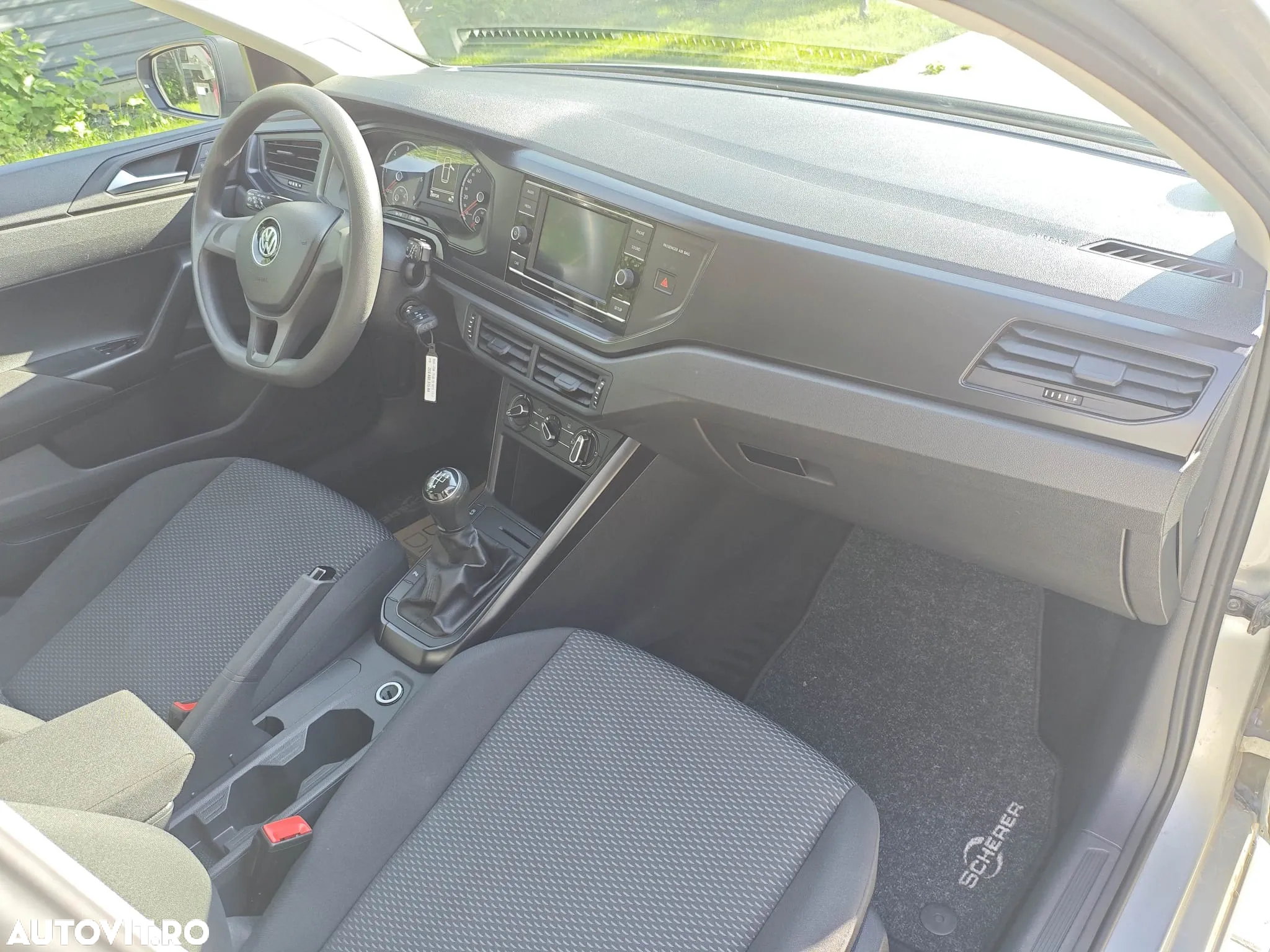 Volkswagen Polo 1.6 TDI Comfortline - 9