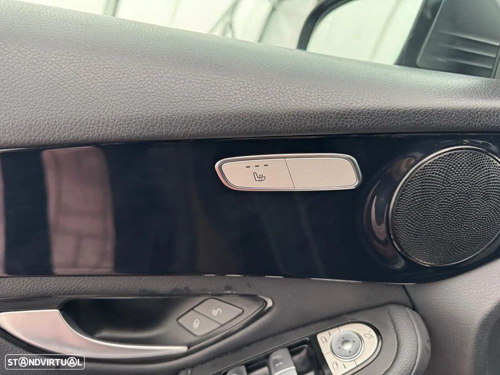 Mercedes-Benz GLC 300 de 4Matic Business Solutions Frota - 33