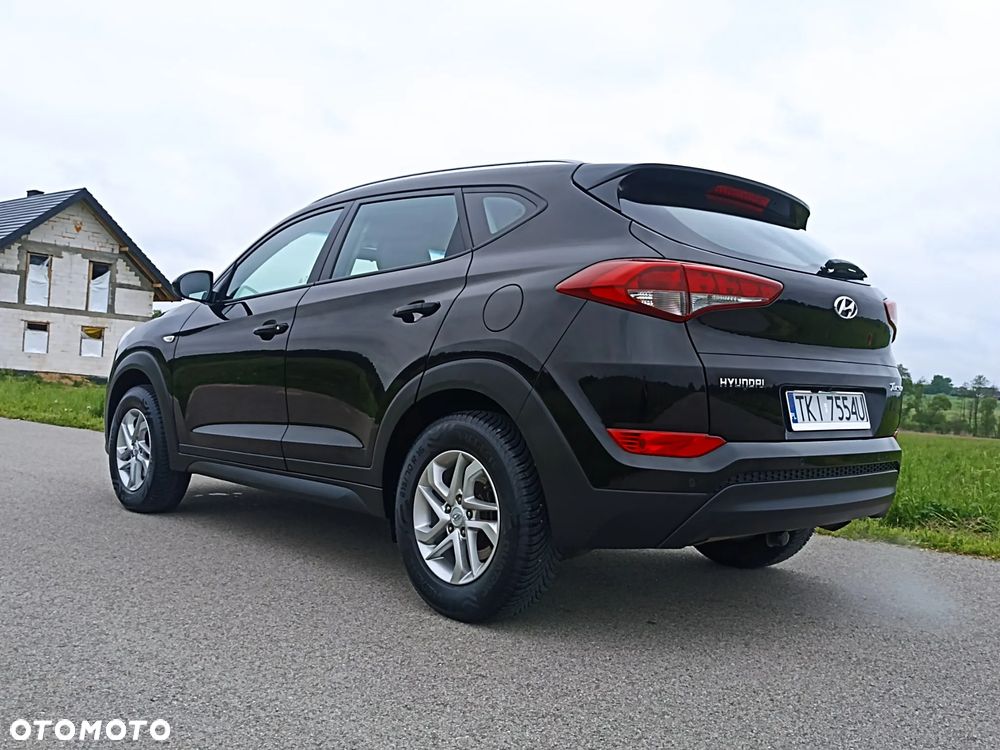 Hyundai Tucson blue 1.6 GDi 2WD Navi - 33