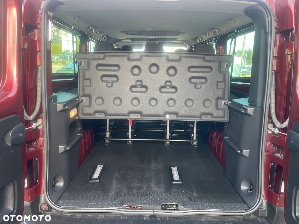Renault Trafic 2.0 dCi EDC - 16