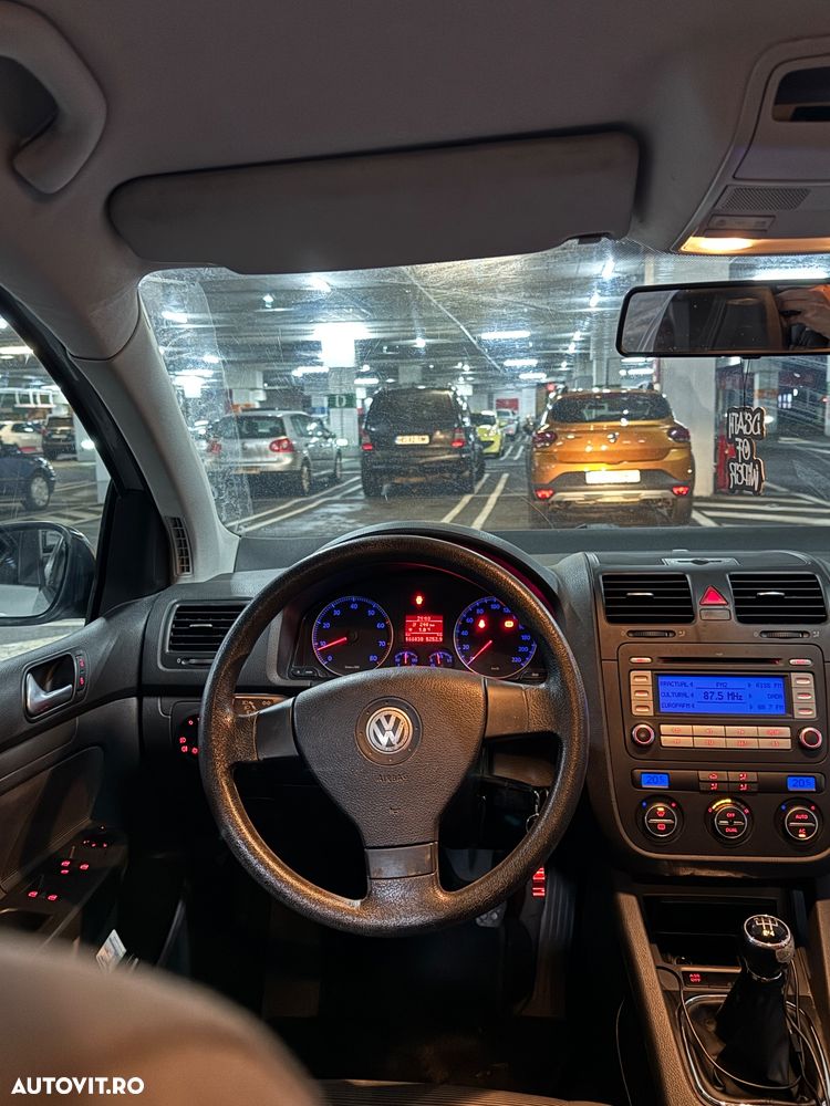 Volkswagen Golf 1.4 Comfortline - 14