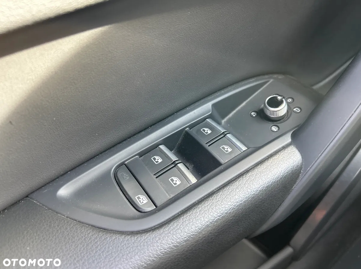 Audi Q5 40 TDI quattro S tronic sport - 9