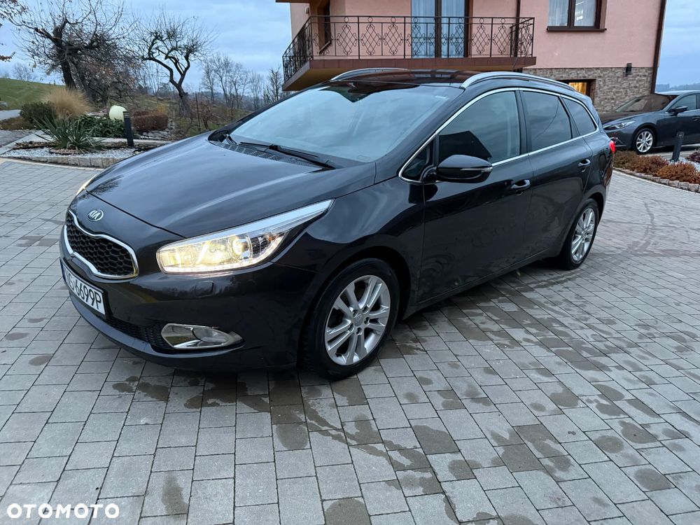 Kia Ceed - 7