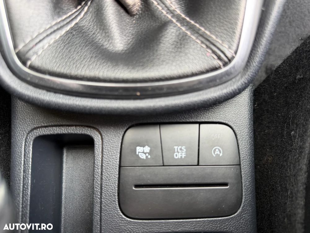 Ford Fiesta - 11