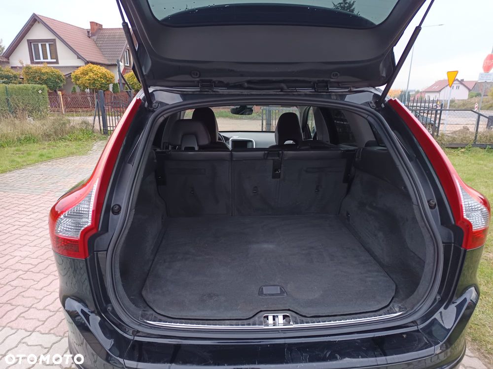 Volvo XC 60 - 6