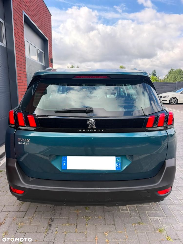 Peugeot 5008 - 17