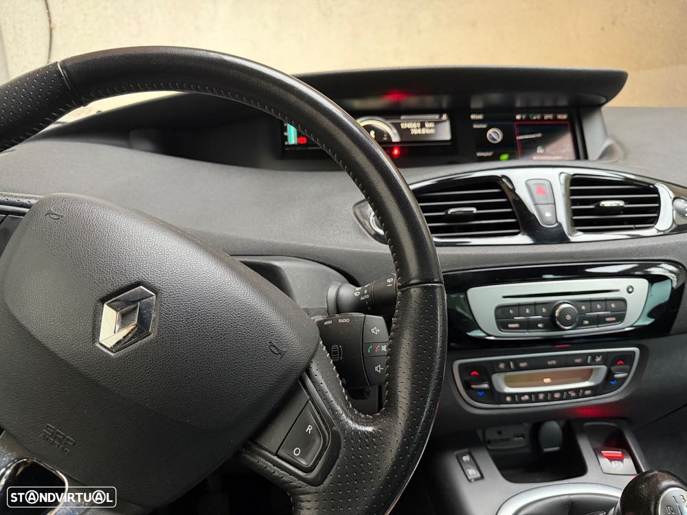 Renault Scénic Energy dCi 110 S&S Bose Edition - 9