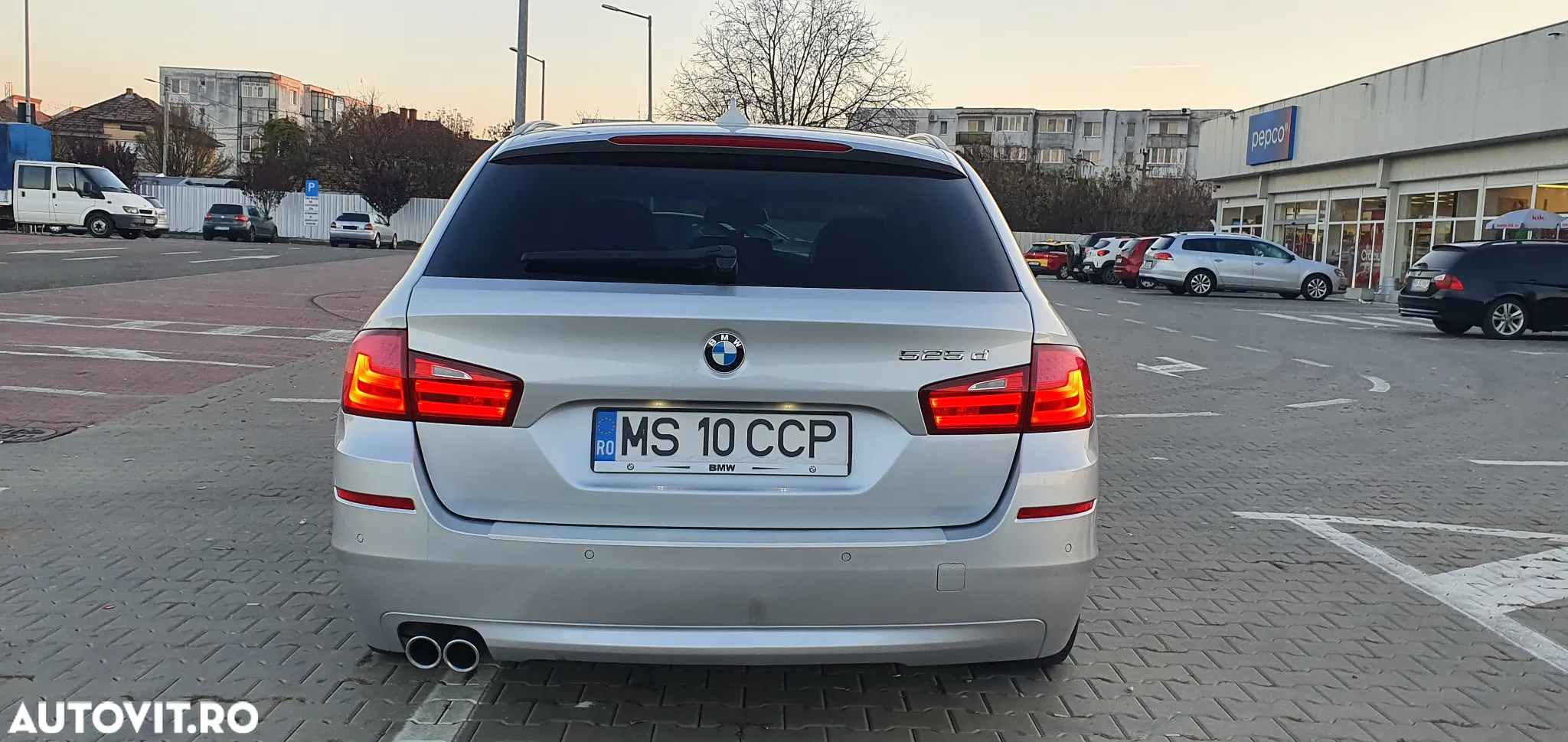 BMW Seria 5 525d Touring Sport-Aut. - 7