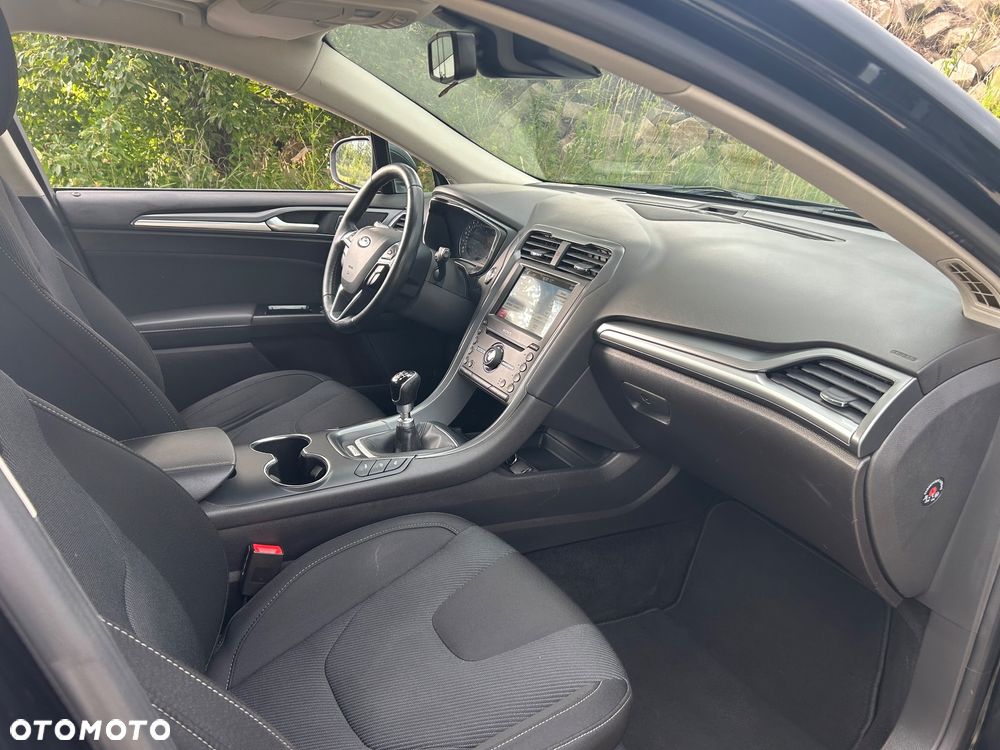 Ford Mondeo 2.0 TDCi Titanium - 19