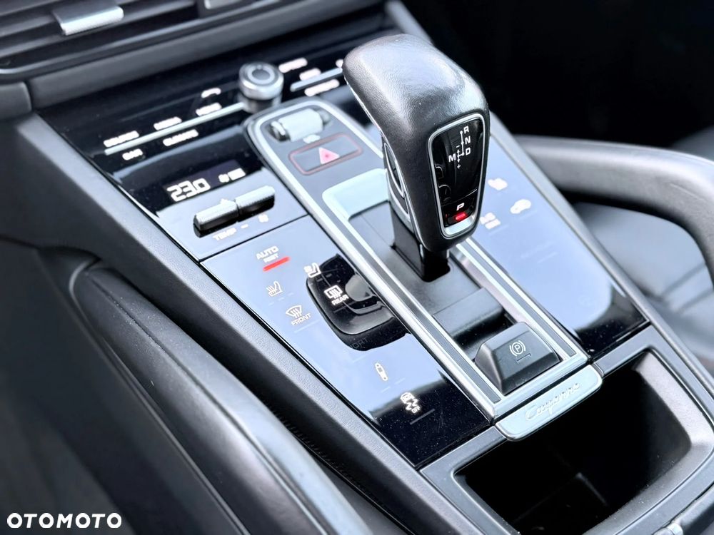 Porsche Cayenne S - 15