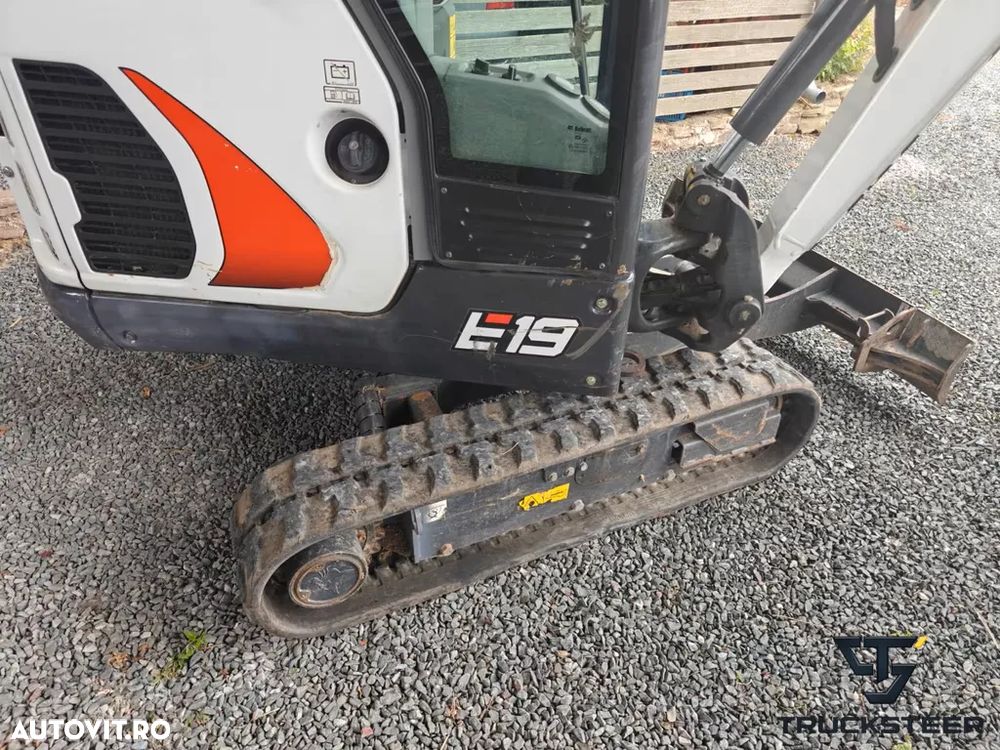 Bobcat E19 | 1.000 Ore | JoyStick | Lama Nivelatoare - 3