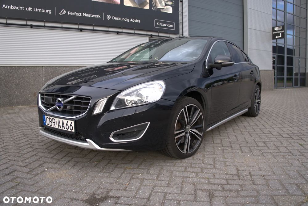Volvo S60 T6 AWD Summum - 1