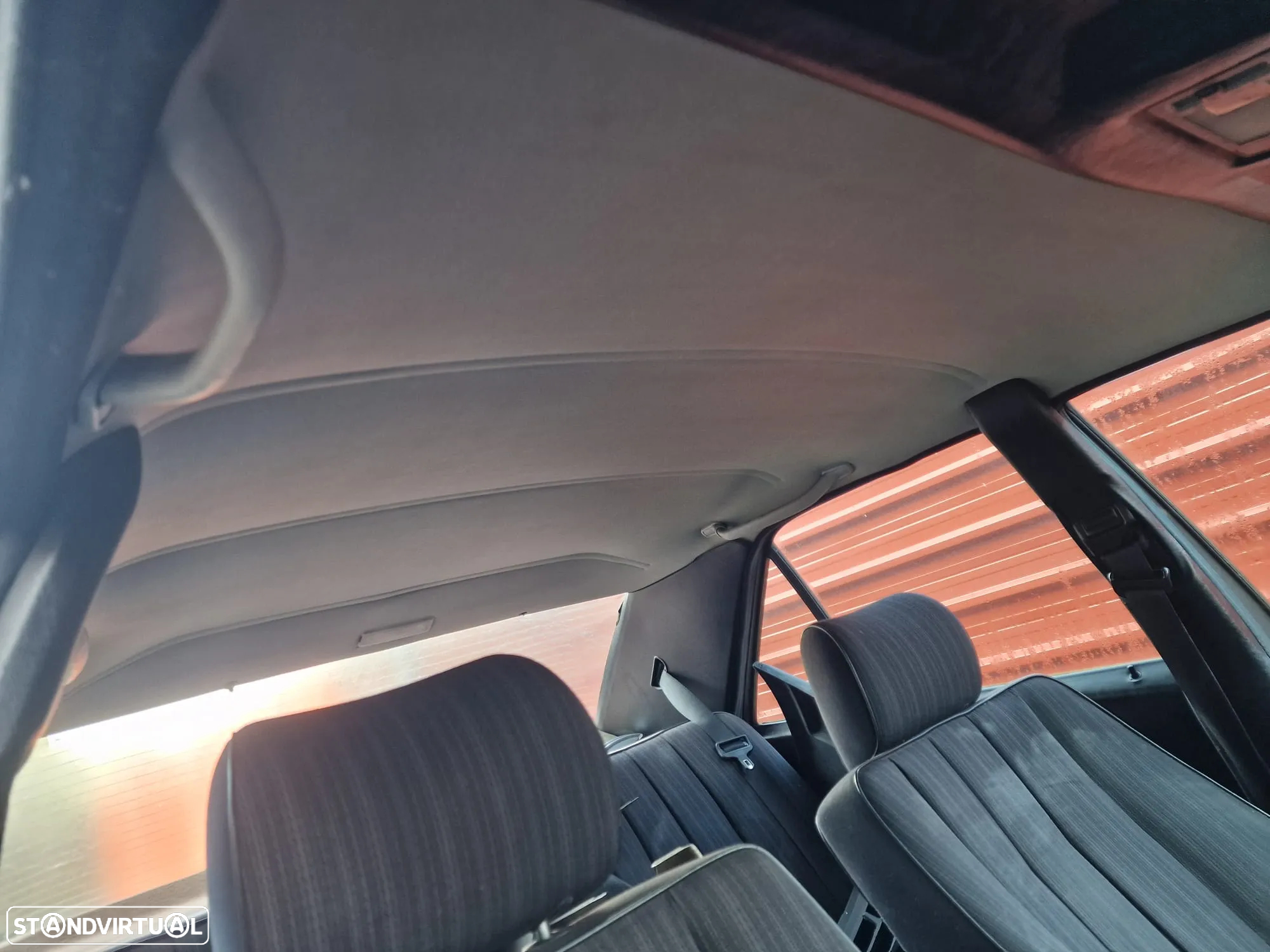 Mercedes-Benz E200 D - 5