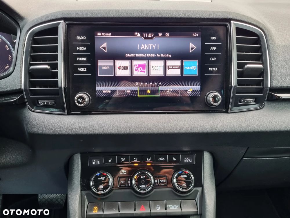 Skoda Karoq 1.5 TSI ACT 4x2 Style DSG - 22