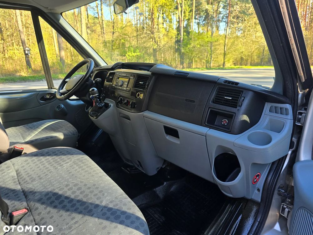 Ford Transit - 15