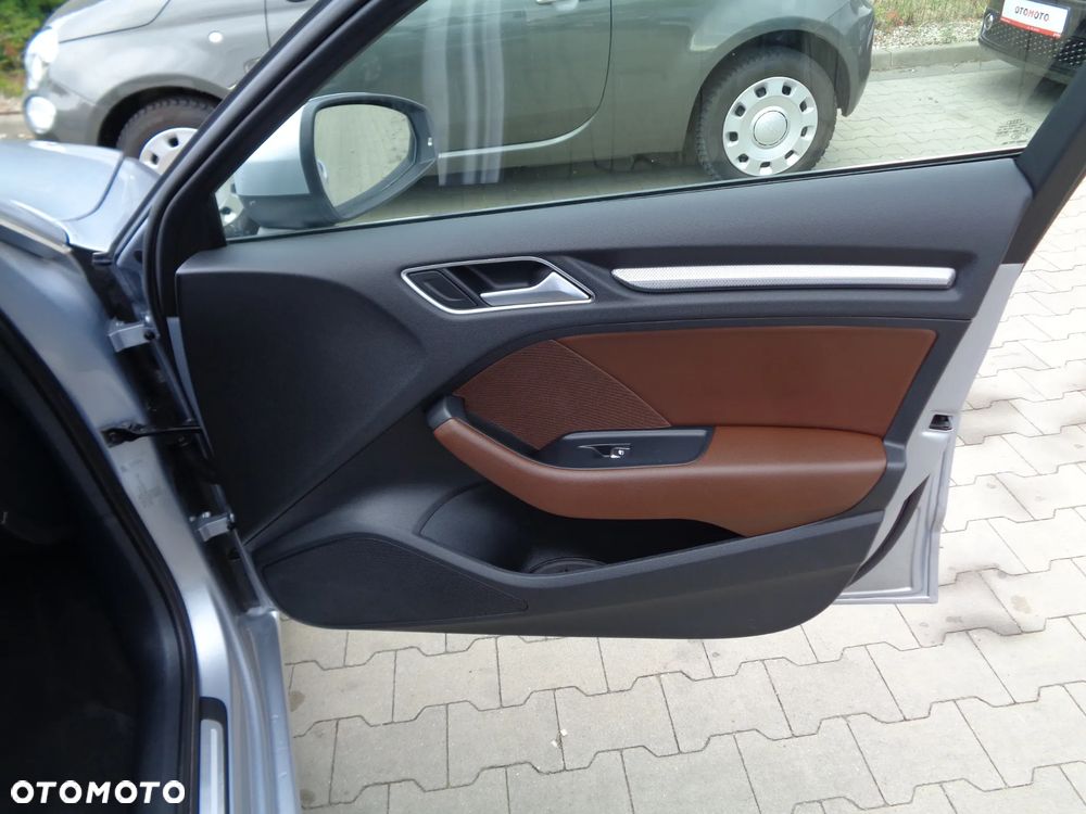 Audi A3 Sportback - 19