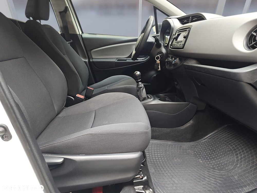 Toyota Yaris 1.5 Active - 9