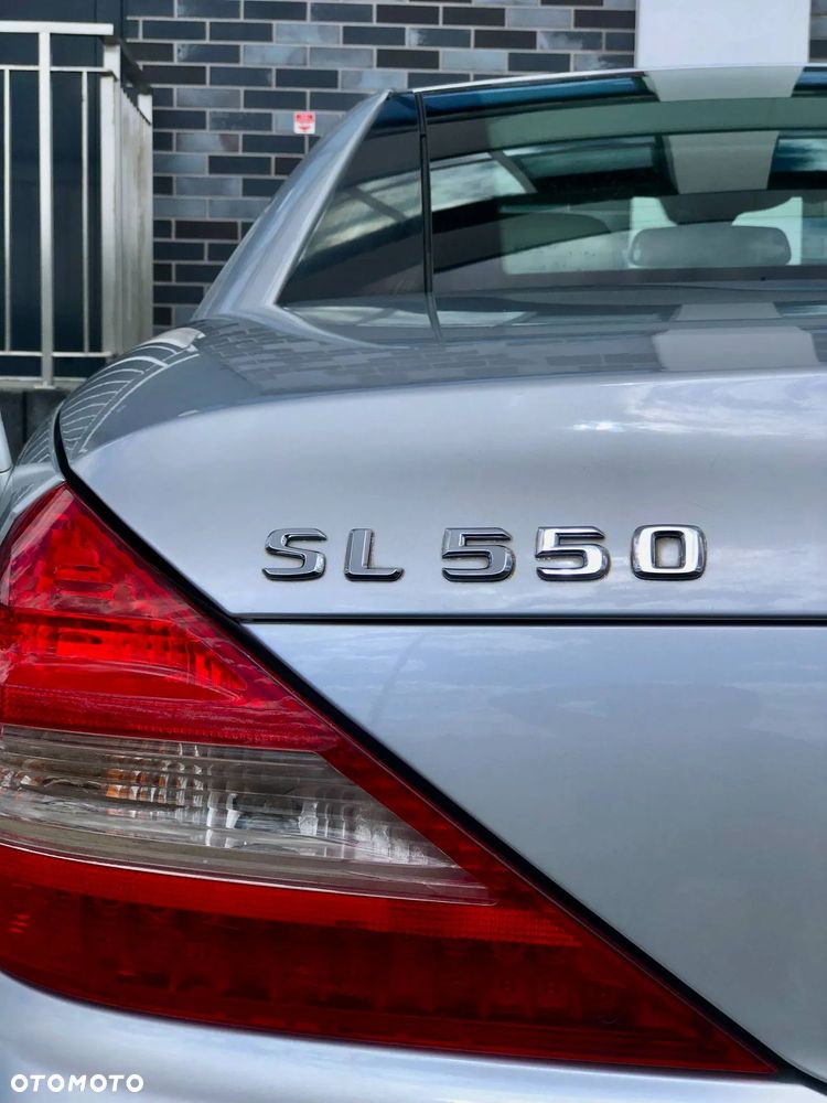 Mercedes-Benz SL - 10
