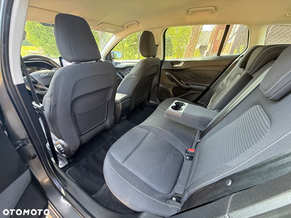 Ford Focus - 9