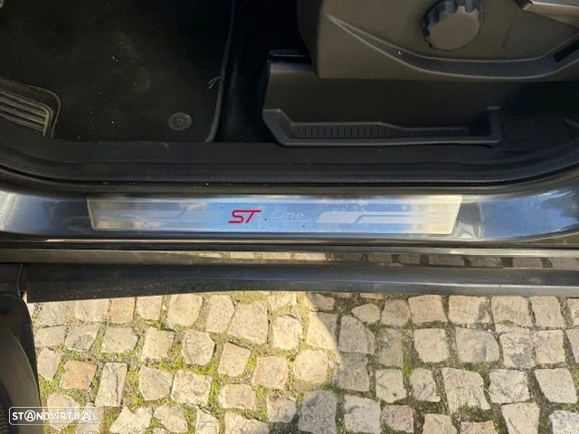 Ford Kuga 1.5 TDCi ST-Line Limited Edition - 16