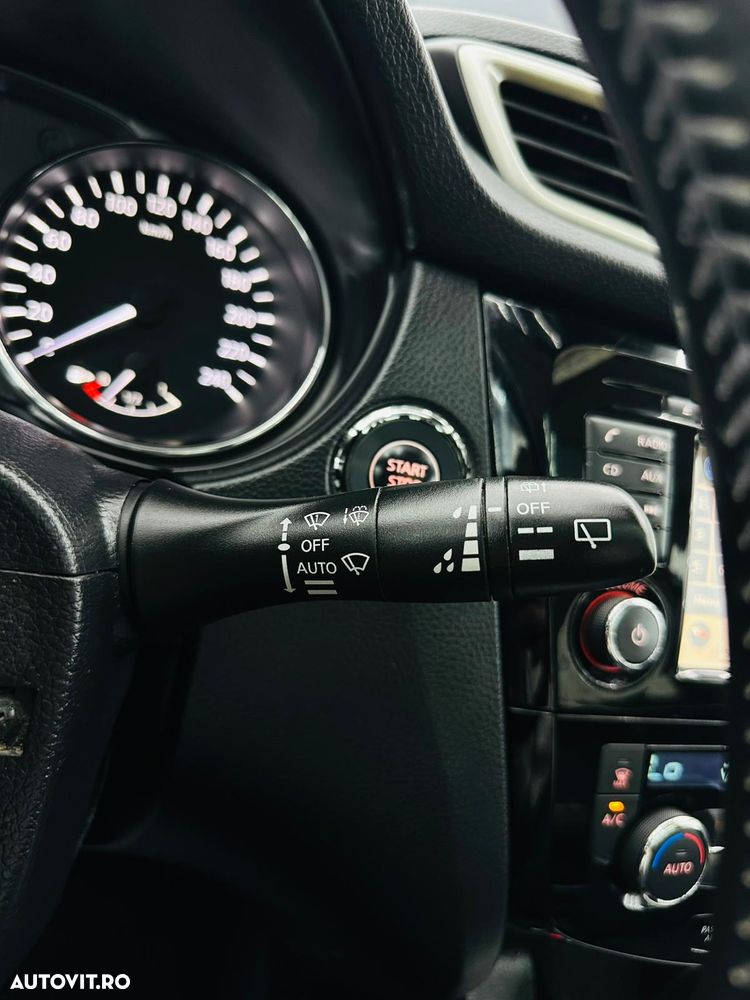 Nissan Qashqai 1.2 DIG-T TEKNA - 30