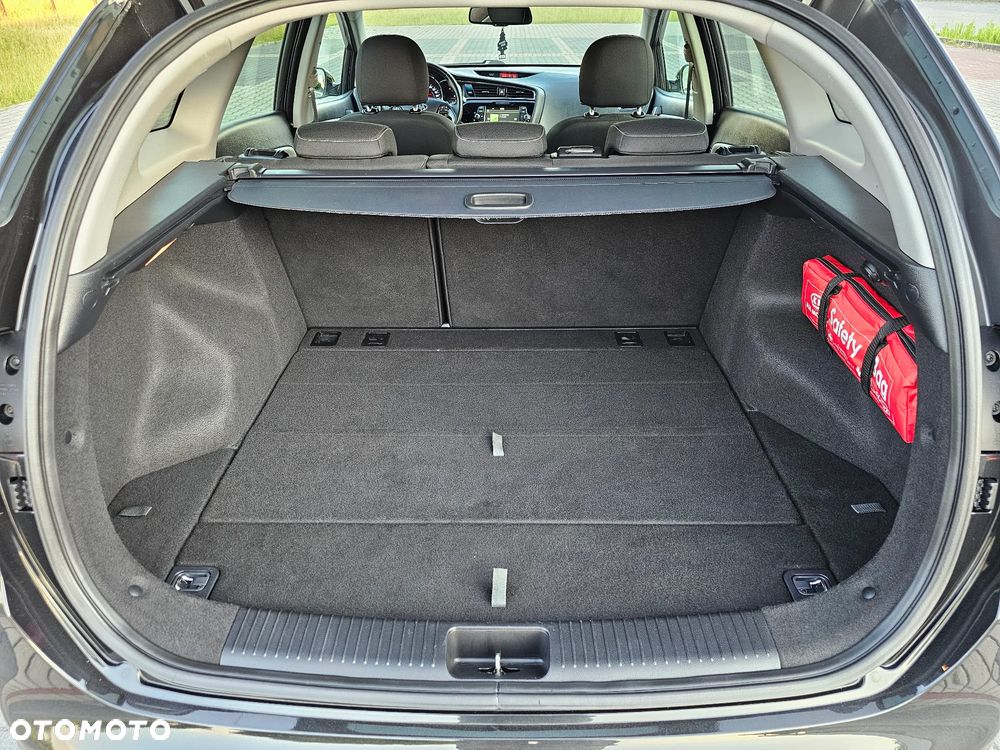 Kia Ceed 1.6 GDI XL DCT - 33