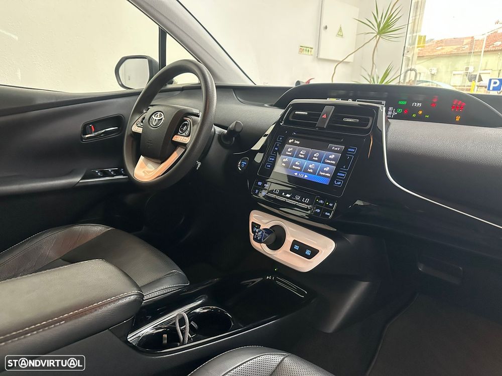 Toyota Prius 1.8 Luxury Pele - 24