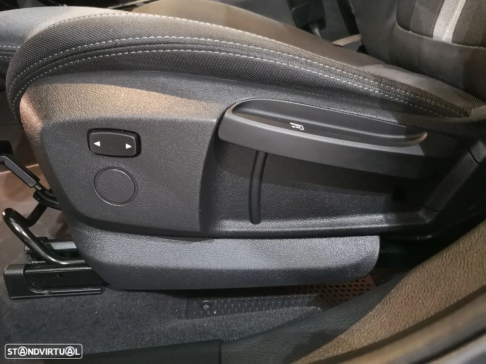 BMW X2 16 d sDrive Auto Advantage - 36