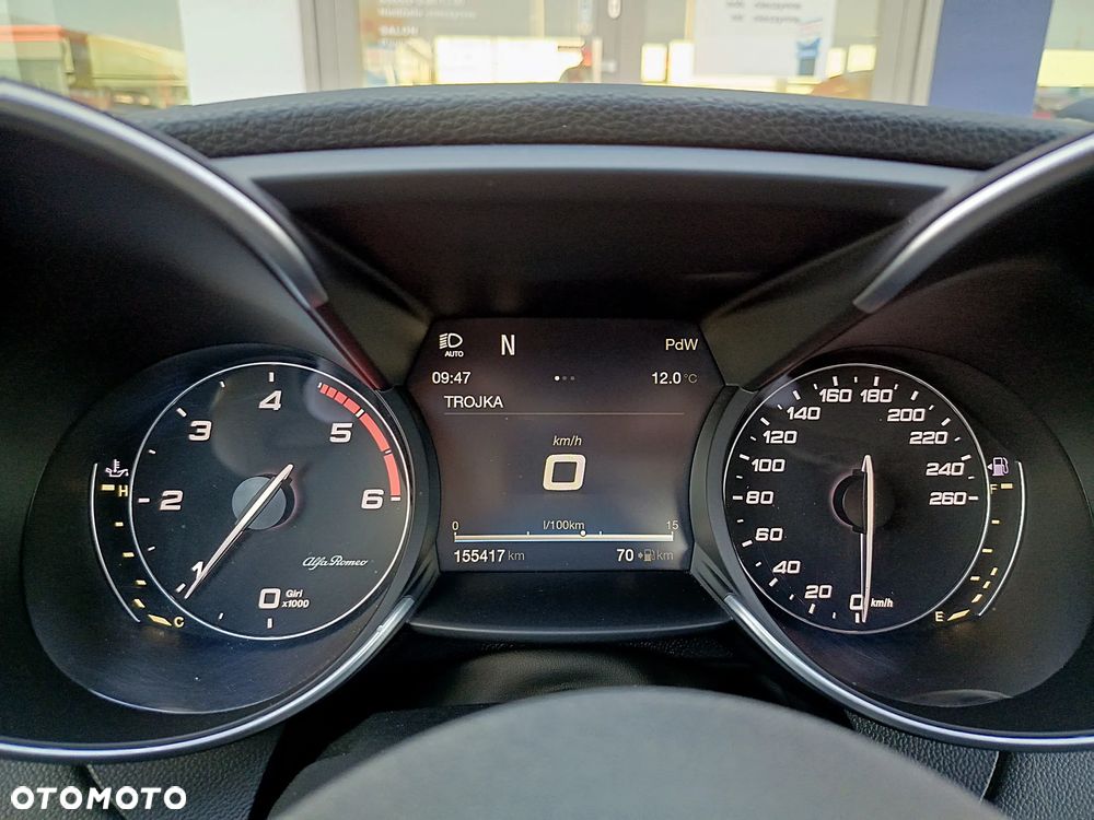 Alfa Romeo Giulia - 14