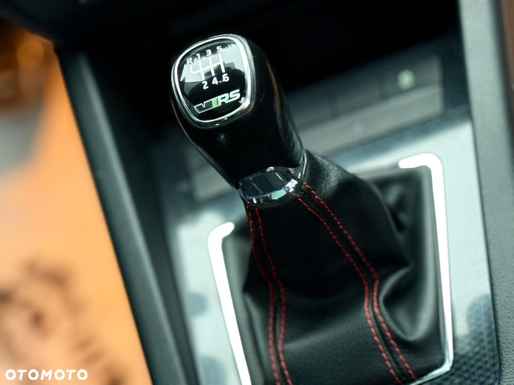 Skoda Octavia 2.0 TDI RS - 25