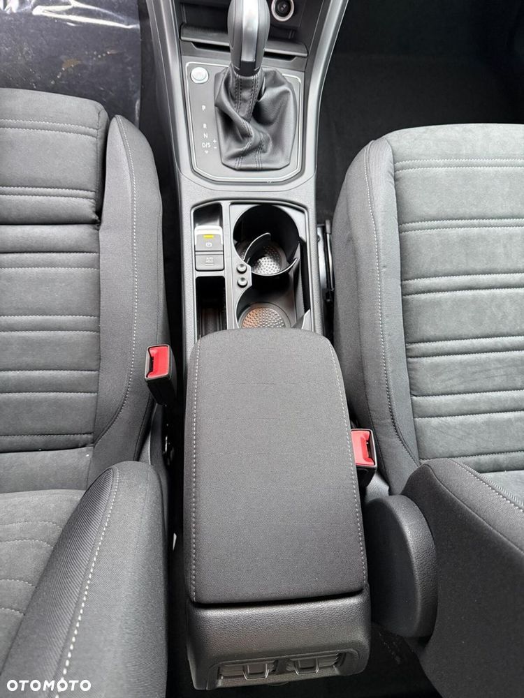 Volkswagen Touran 1.5 TSI EVO Comfortline Plus DSG - 10